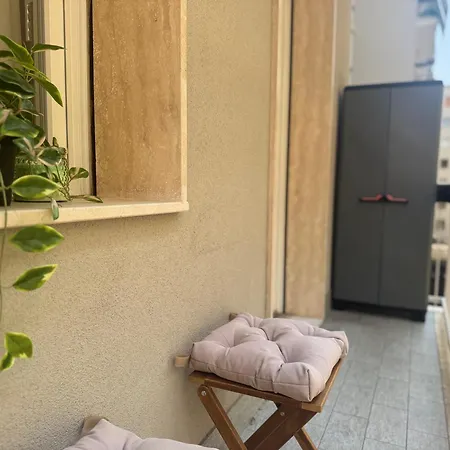 A Casa Di Imma A 5 Min Stazione Centrale, Wi-fi Veloce, Balcone Abitabile Apartment