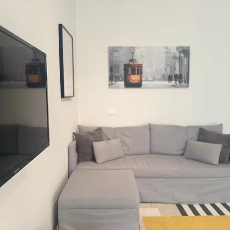 Apartment A Casa Di Imma A 5 Min Stazione Centrale, Wi-fi Veloce, Balcone Abitabile