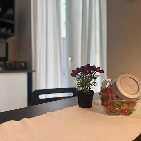 A Casa Di Imma A 5 Min Stazione Centrale, Wi-fi Veloce, Balcone Abitabile