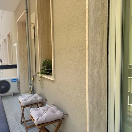 A Casa Di Imma A 5 Min Stazione Centrale, Wi-fi Veloce, Balcone Abitabile