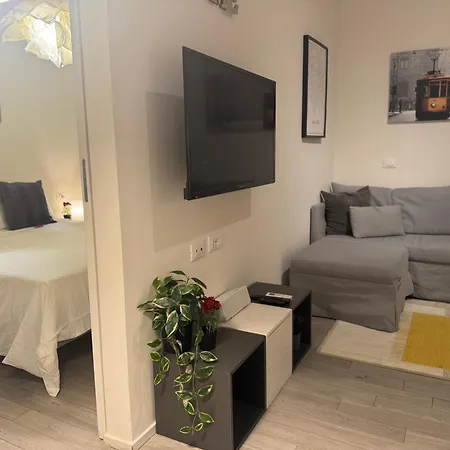 A Casa Di Imma A 5 Min Stazione Centrale, Wi-fi Veloce, Balcone Abitabile * Milano
